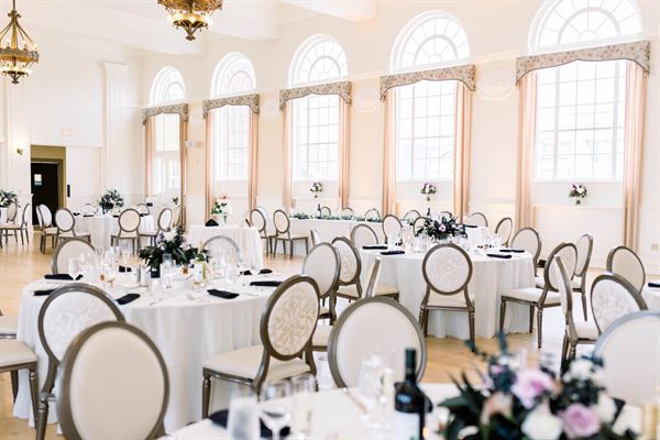 The Stella Hotel & Ballroom