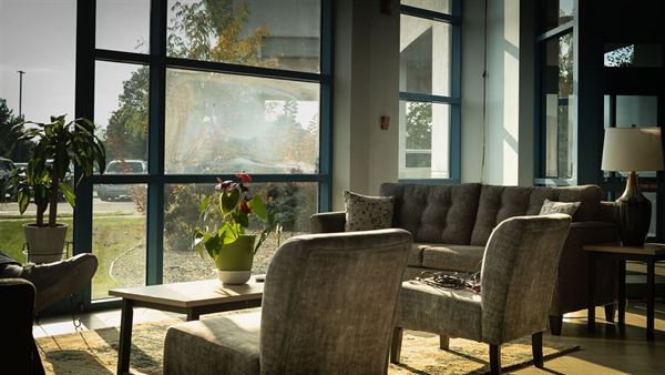 Gateway Hotel & Convention Center