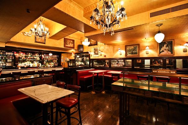 Papillon Bistro and Bar