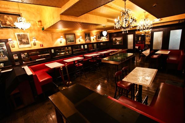 Papillon Bistro and Bar