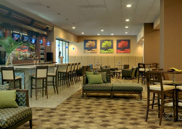 DoubleTree by Hilton Hotel St. Louis - Westport