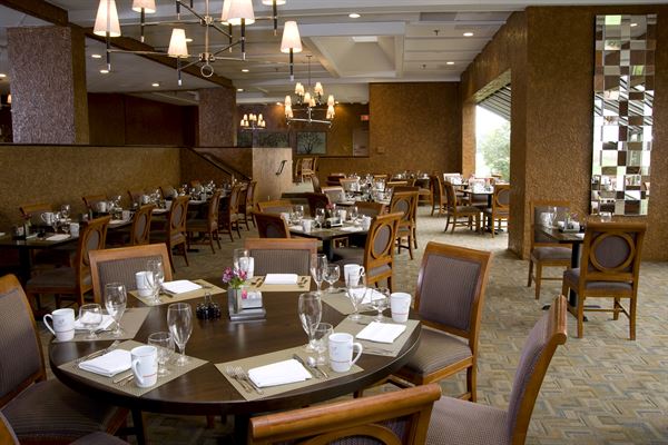 DoubleTree by Hilton Hotel St. Louis - Westport