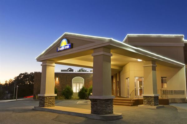 Days Inn & Conference Center - Bridgewater