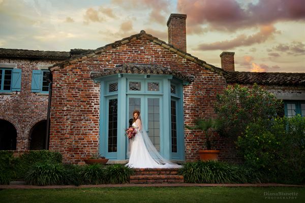 Di Captures Photography LLC