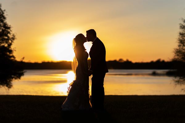 Di Captures Photography LLC