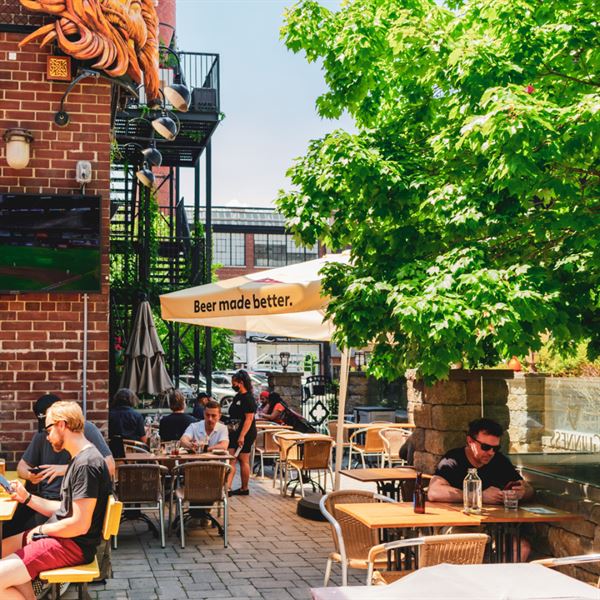 Brazen Head Irish Pub