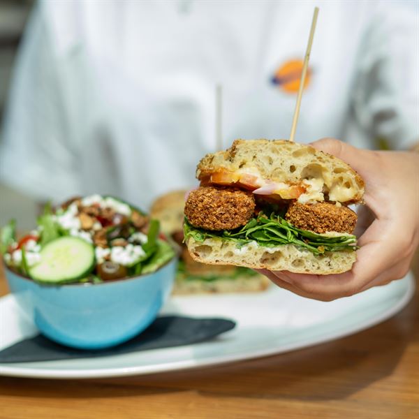 The Goodman Pub and Kitchen