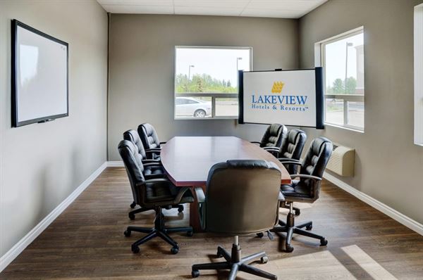 Lakeview Inn & Suites Fort Saskatchewan