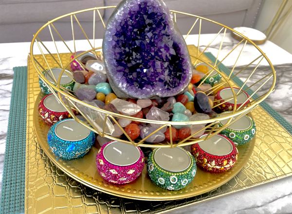 the psychic of tarzana village