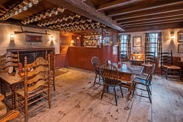 Longfellows Wayside Inn