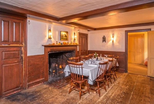 Longfellows Wayside Inn