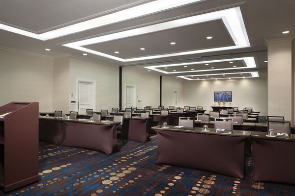 Hilton St. Petersburg Bay Front Hotel