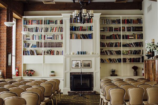 The Common Man Restaurant and Inn - Claremont