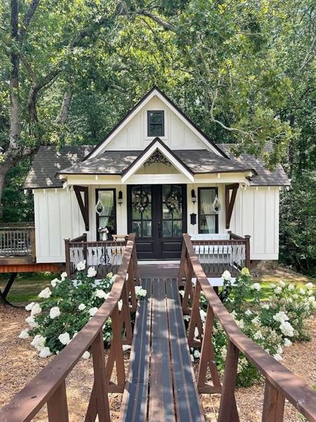 Laceé Meadows Venue