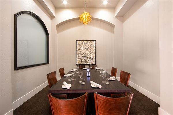 Ferraro's Italian Restaurant & Wine Bar