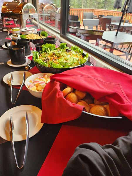 Redwood Meadows Golf Club