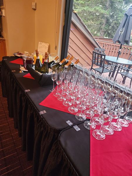 Redwood Meadows Golf Club