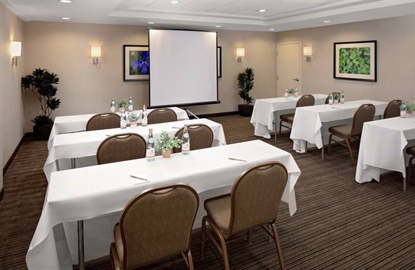 Hilton Garden Inn Los Angeles Marina Del Rey