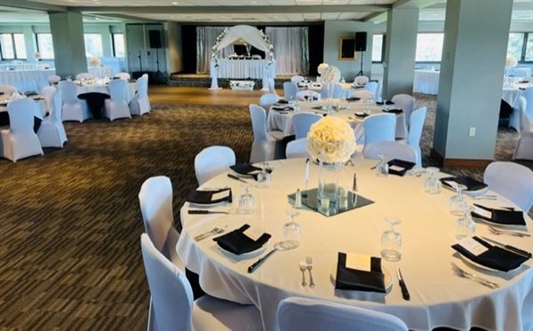 The Mauh-Nah-Tee-See Club