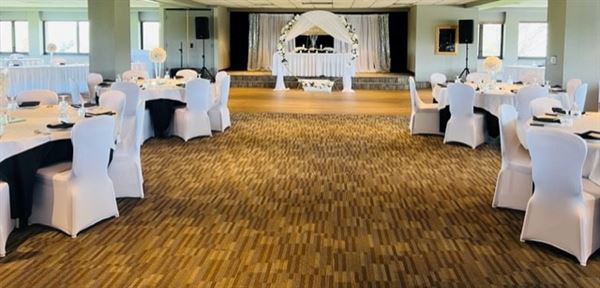 The Mauh-Nah-Tee-See Club