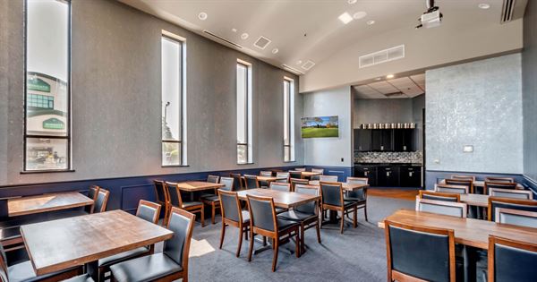 North & Maple Kitchen + Bar