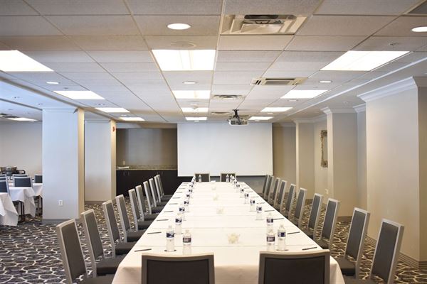 Courtyard Bethesda Chevy Chase