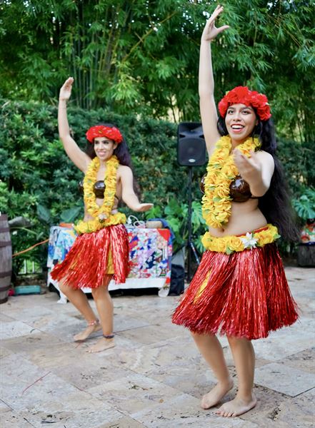 Moeata LUAU Entertainment