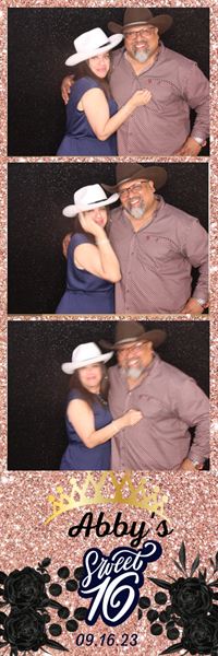 Capture This Photo Booth Rental