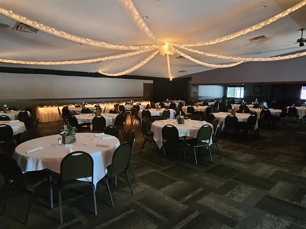 The Bluffs Bar & Grill