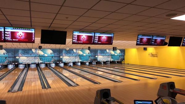 Mountain Bay Banquet Center at Dale's Weston Lanes