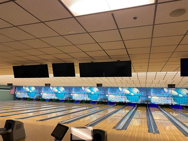 Mountain Bay Banquet Center at Dale's Weston Lanes