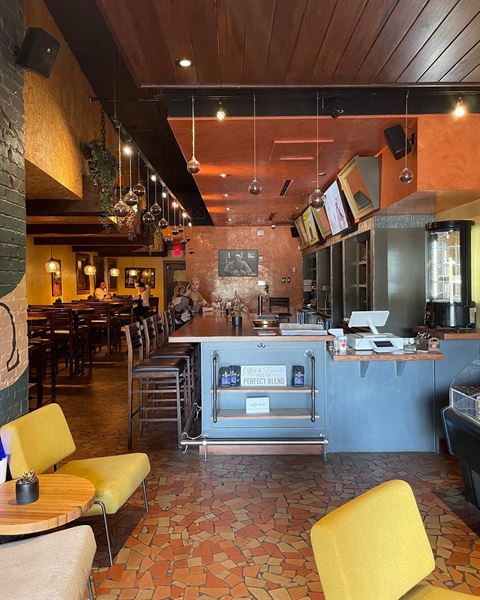 Vibe Cafe and Wine Bar