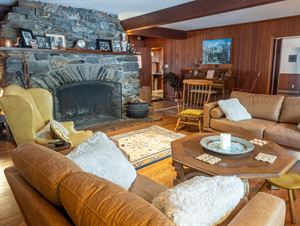 Mountain Stream Lodge