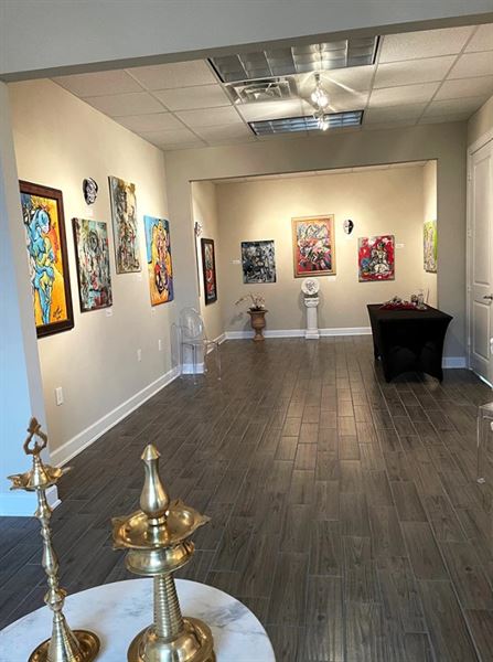 Redbluearts Academy & Gallery