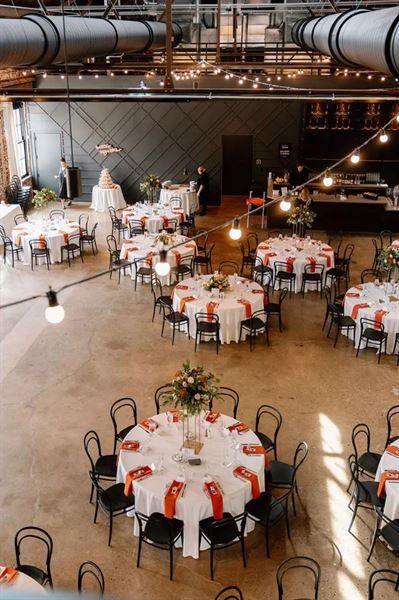 The Ellis in Italian Village