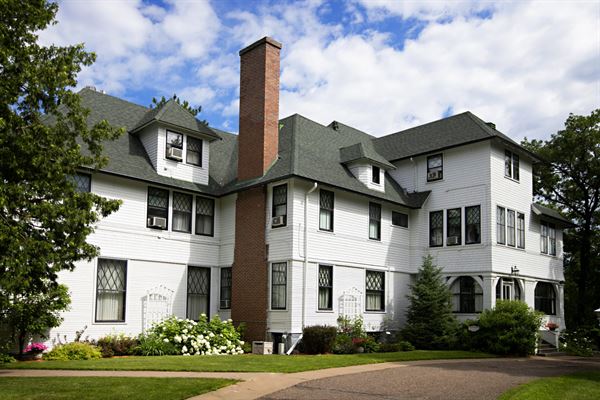 Linden Hill Historic Estate