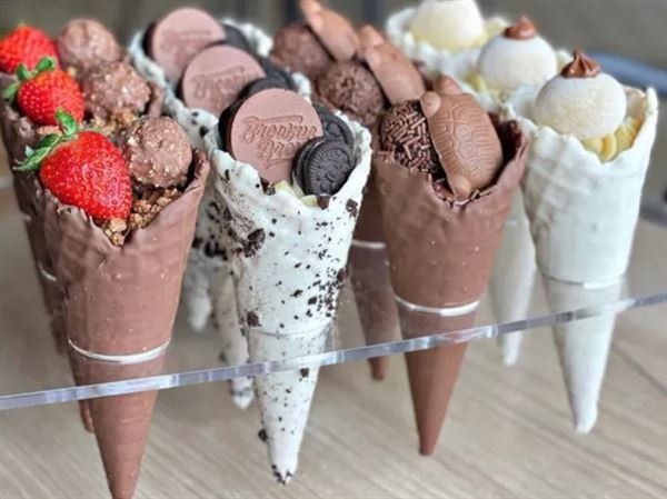 Sweet Moments Bakery and Cafe