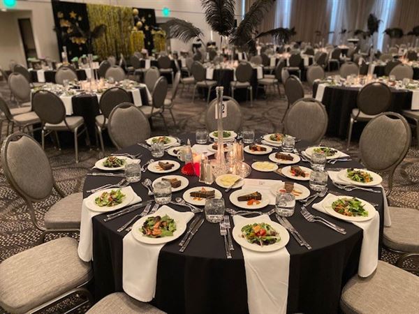 Renaissance Milwaukee West