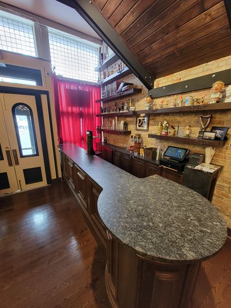 The Murray Room at The Blarney Irish Pub