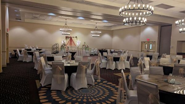 Aviator Hotel & Suites