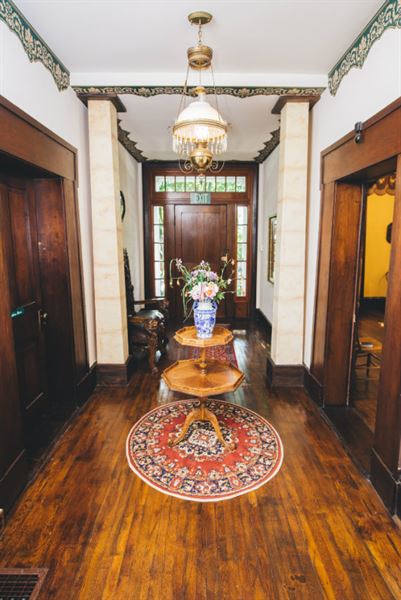 Old Caledonian Bed & Breakfast