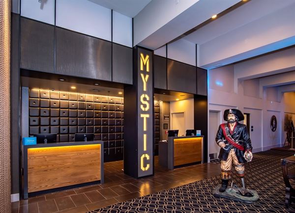 Hilton Mystic