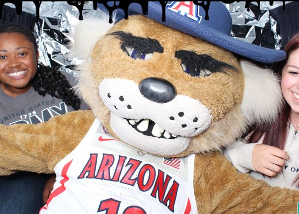 Bashbox Photo booth Rental