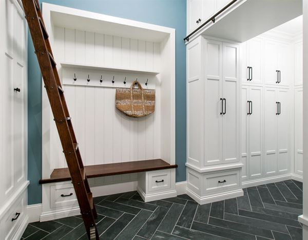 Complete Closet Design