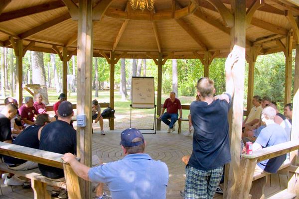 Retreat At Artesian Lakes