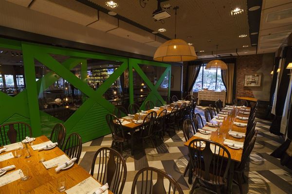 Whiskey Cake Kitchen & Bar