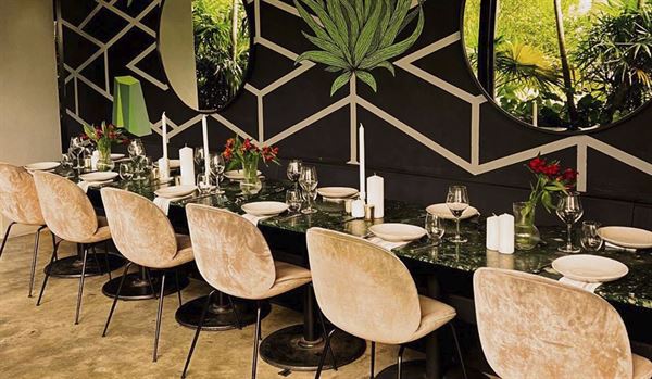 Orilla Bar & Restuarant