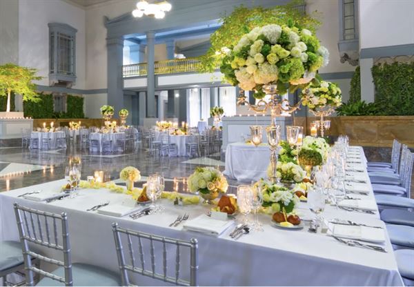 Lisa Maria's Party Servers