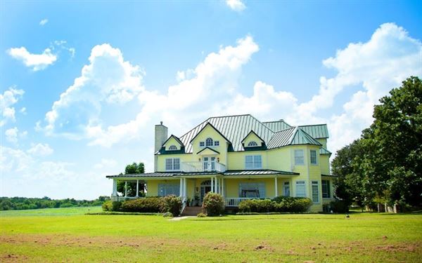 Lillian Farms Bed & Breakfast