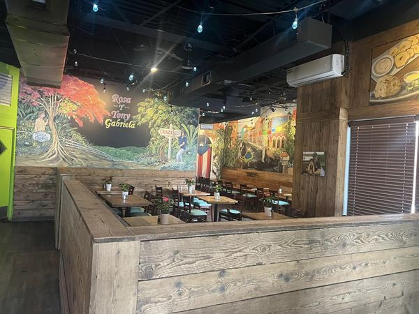 Tony Locos Bar & Restaurant